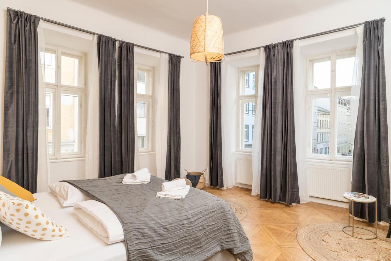 Luxury Suites Mariahilf Vienna Luaran gambar