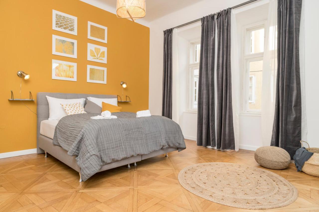 Luxury Suites Mariahilf Vienna Luaran gambar