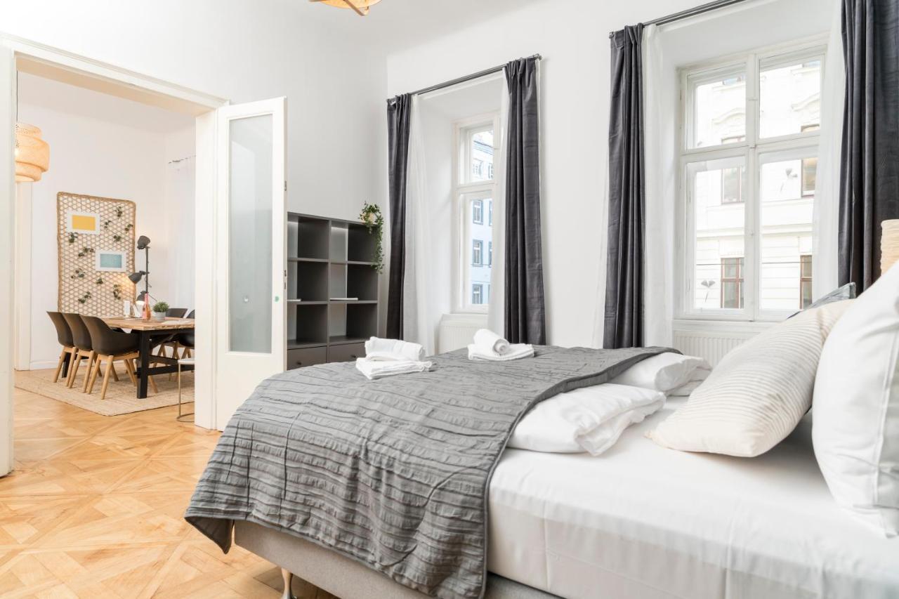 Luxury Suites Mariahilf Vienna Luaran gambar