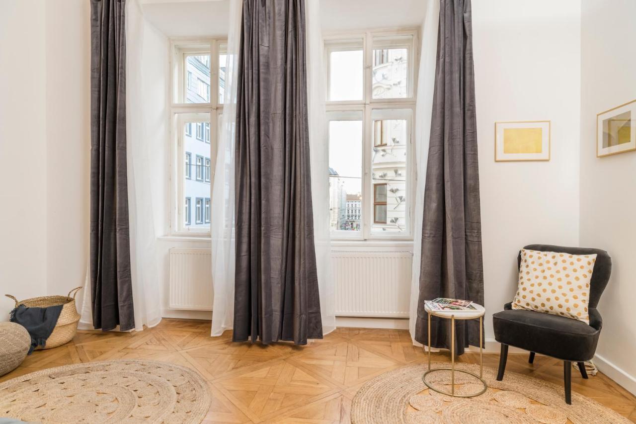 Luxury Suites Mariahilf Vienna Luaran gambar