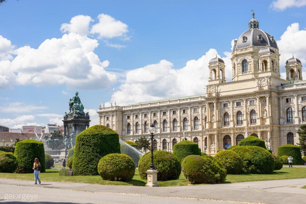 Luxury Suites Mariahilf Vienna Luaran gambar